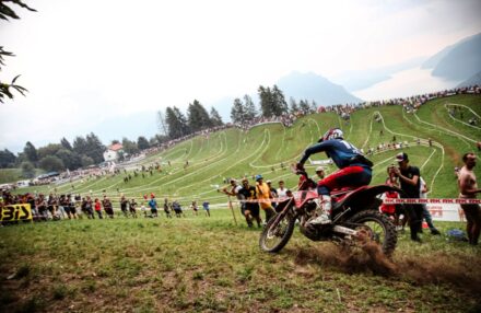 Discover the photo galleries of the Six Days Enduro 2025 in Bergamo: riders, action, and unforgettable moments from the world’s top event.