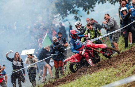 Discover the photo galleries of the Six Days Enduro 2025 in Bergamo: riders, action, and unforgettable moments from the world’s top event.