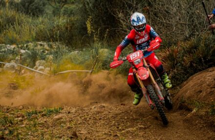 Strong performance and tough conditions at the EnduroGP opener in Custonaci, Sicily. Discover the full photo gallery.
