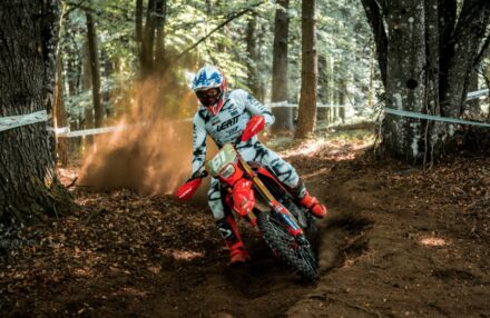 Relive the highlights of the EnduroGP Saint-Agrève weekend through the best action shots of Honda RedMoto riders competing in the FIM EnduroGP World Championship