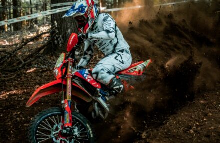 Relive the highlights of the EnduroGP Saint-Agrève weekend through the best action shots of Honda RedMoto riders competing in the FIM EnduroGP World Championship
