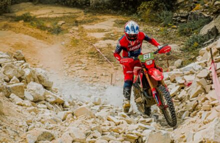 Strong performance and tough conditions at the EnduroGP opener in Custonaci, Sicily. Discover the full photo gallery.