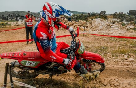 Strong performance and tough conditions at the EnduroGP opener in Custonaci, Sicily. Discover the full photo gallery.