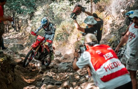 Relive the highlights of the EnduroGP Saint-Agrève weekend through the best action shots of Honda RedMoto riders competing in the FIM EnduroGP World Championship