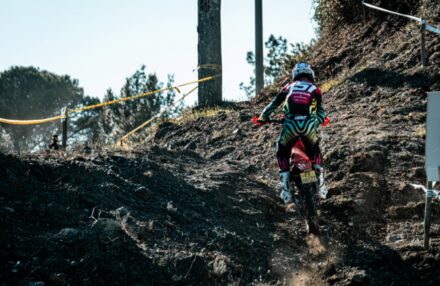 Strong performance at Assoluti d’Italia Enduro Round 2 in Pomarance: two podiums for the team. Discover the full photo gallery.