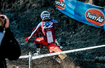 Strong performance at Assoluti d’Italia Enduro Round 2 in Pomarance: two podiums for the team. Discover the full photo gallery.