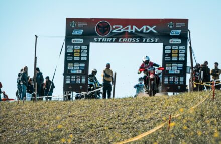 Strong performance at Assoluti d’Italia Enduro Round 2 in Pomarance: two podiums for the team. Discover the full photo gallery.