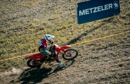 Strong performance at Assoluti d’Italia Enduro Round 2 in Pomarance: two podiums for the team. Discover the full photo gallery.