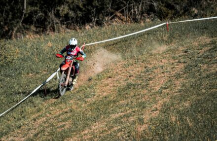 Strong performance at Assoluti d’Italia Enduro Round 2 in Pomarance: two podiums for the team. Discover the full photo gallery.