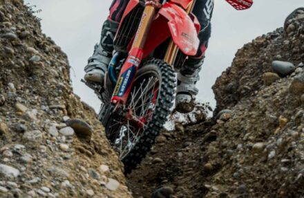 Relive the 2026 Oliana EnduroGP: highlights, podiums, and intense racing action in our photo gallery