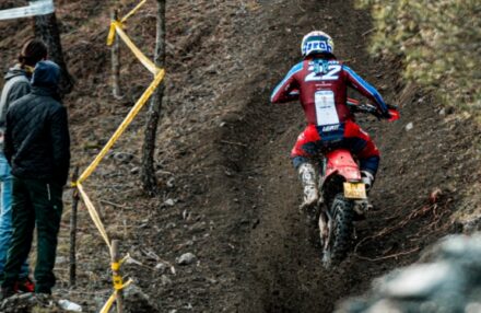 Strong performance at Assoluti d’Italia Enduro Round 2 in Pomarance: two podiums for the team. Discover the full photo gallery.