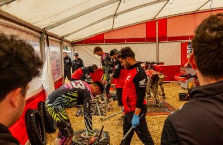 Relive the 2026 Oliana EnduroGP: highlights, podiums, and intense racing action in our photo gallery
