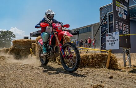 Round 4 Assoluti d'Italia in Pianello Val Tidone: Bernardini returns to racing, both he and Oldrati reach the podium. Ahlin and Corsi impress. Discover the gallery