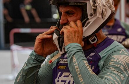 Round 4 Assoluti d'Italia in Pianello Val Tidone: Bernardini returns to racing, both he and Oldrati reach the podium. Ahlin and Corsi impress. Discover the gallery
