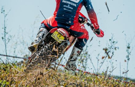 Strong performance and tough conditions at the EnduroGP opener in Custonaci, Sicily. Discover the full photo gallery.