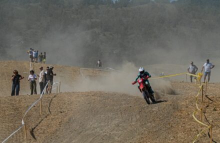 Round 4 Assoluti d'Italia in Pianello Val Tidone: Bernardini returns to racing, both he and Oldrati reach the podium. Ahlin and Corsi impress. Discover the gallery