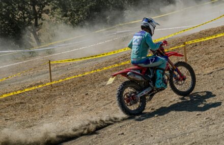 Round 4 Assoluti d'Italia in Pianello Val Tidone: Bernardini returns to racing, both he and Oldrati reach the podium. Ahlin and Corsi impress. Discover the gallery
