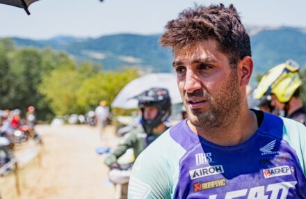 Round 4 Assoluti d'Italia in Pianello Val Tidone: Bernardini returns to racing, both he and Oldrati reach the podium. Ahlin and Corsi impress. Discover the gallery