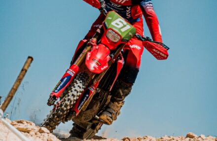 Strong performance and tough conditions at the EnduroGP opener in Custonaci, Sicily. Discover the full photo gallery.