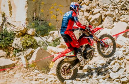 Strong performance and tough conditions at the EnduroGP opener in Custonaci, Sicily. Discover the full photo gallery.