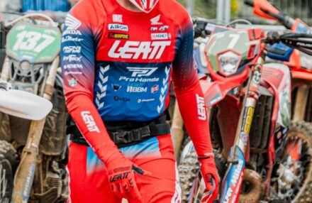 Strong performance and tough conditions at the EnduroGP opener in Custonaci, Sicily. Discover the full photo gallery.