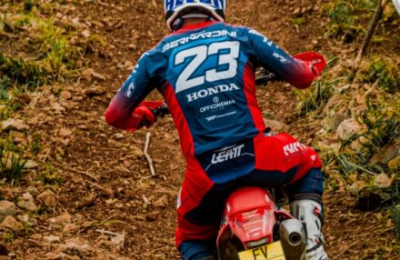 Strong performance and tough conditions at the EnduroGP opener in Custonaci, Sicily. Discover the full photo gallery.