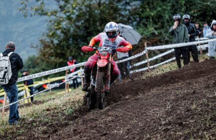Discover the photo gallery of the EnduroGP Italy 2025 in Boario Terme with the Honda RedMoto Racing World Enduro Team in action. All the pictures...