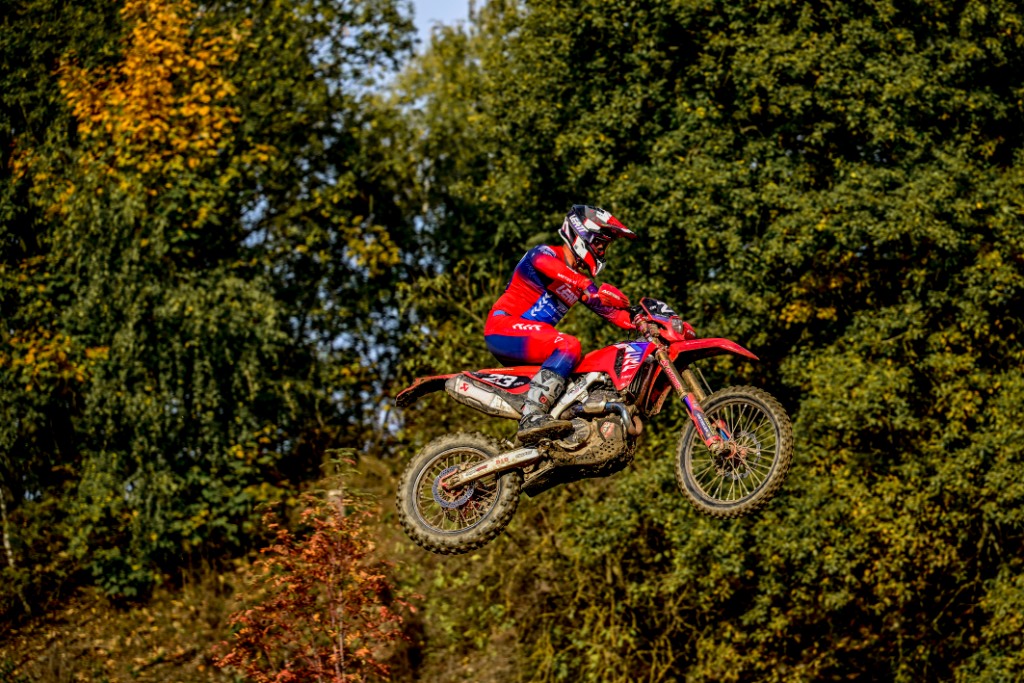 Discover the photo gallery of the EnduroGP Germany 2025 in Vila de Rei with the Honda RedMoto Racing World Enduro Team in action. All the pictures from best actions