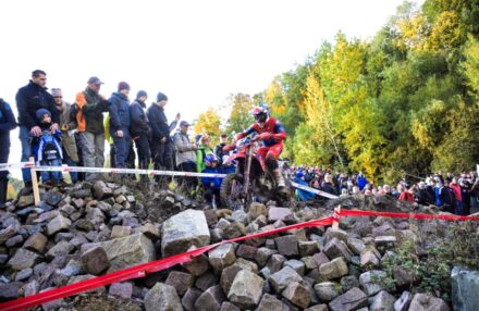 Discover the photo gallery of the EnduroGP Germany 2025 in Vila de Rei with the Honda RedMoto Racing World Enduro Team in action. All the pictures from best actions