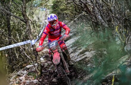 Podium finishes for Holcombe, Bernardini, and Morettini at the 2025 Assoluti d’Italia opener. Explore our gallery of Honda Racing RedMoto Enduro Team in action!