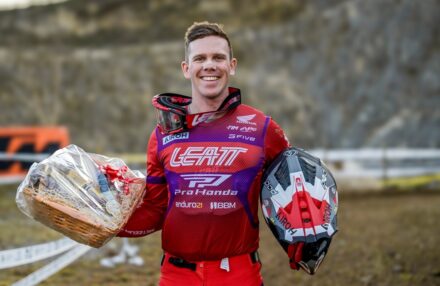 Podium finishes for Holcombe, Bernardini, and Morettini at the 2025 Assoluti d’Italia opener. Explore our gallery of Honda Racing RedMoto Enduro Team in action!