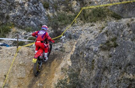 Podium finishes for Holcombe, Bernardini, and Morettini at the 2025 Assoluti d’Italia opener. Explore our gallery of Honda Racing RedMoto Enduro Team in action!