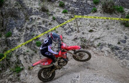 Podium finishes for Holcombe, Bernardini, and Morettini at the 2025 Assoluti d’Italia opener. Explore our gallery of Honda Racing RedMoto Enduro Team in action!