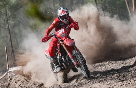 Discover the photo gallery of the EnduroGP Portugal 2025 in Vila de Rei with the Honda RedMoto Racing World Enduro Team in action