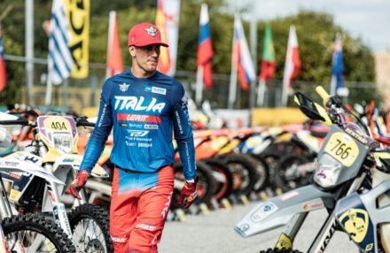 Discover the photo galleries of the Six Days Enduro 2025 in Bergamo: riders, action, and unforgettable moments from the world’s top event.