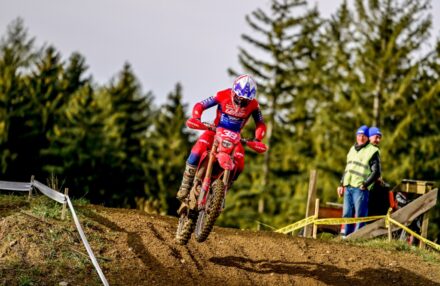 Discover the photo gallery of the EnduroGP Germany 2025 in Vila de Rei with the Honda RedMoto Racing World Enduro Team in action. All the pictures from best actions