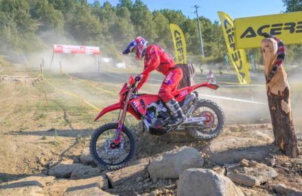 Honda Racing RedMoto Enduro Team concludes the 2025 Enduro Italian Championship with two Vice-Champion titles, thanks to standout performances by Manolo Morettini and Samuele Bernardini in a thrilling season finale.