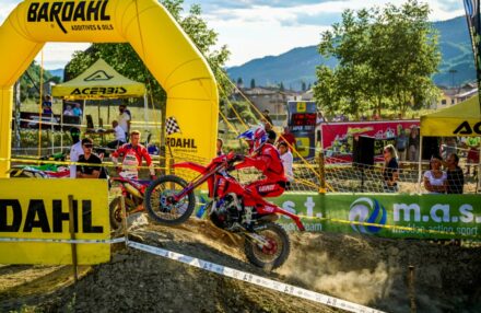 Honda Racing RedMoto Enduro Team concludes the 2025 Enduro Italian Championship with two Vice-Champion titles, thanks to standout performances by Manolo Morettini and Samuele Bernardini in a thrilling season finale.