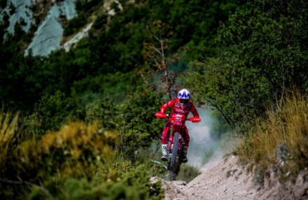 Honda Racing RedMoto Enduro Team concludes the 2025 Enduro Italian Championship with two Vice-Champion titles, thanks to standout performances by Manolo Morettini and Samuele Bernardini in a thrilling season finale.