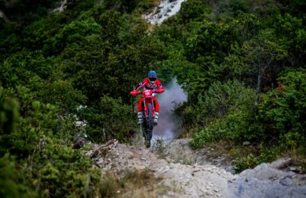 Honda Racing RedMoto Enduro Team concludes the 2025 Enduro Italian Championship with two Vice-Champion titles, thanks to standout performances by Manolo Morettini and Samuele Bernardini in a thrilling season finale.