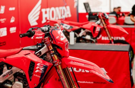 Discover the photo gallery of the EnduroGP Portugal 2025 in Vila de Rei with the Honda RedMoto Racing World Enduro Team in action