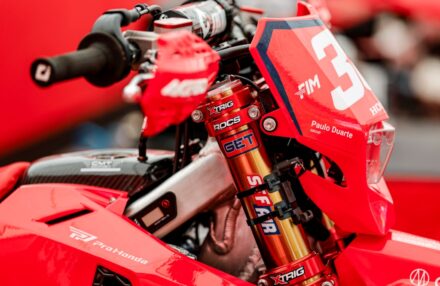 Discover the photo gallery of the EnduroGP Portugal 2025 in Vila de Rei with the Honda RedMoto Racing World Enduro Team in action