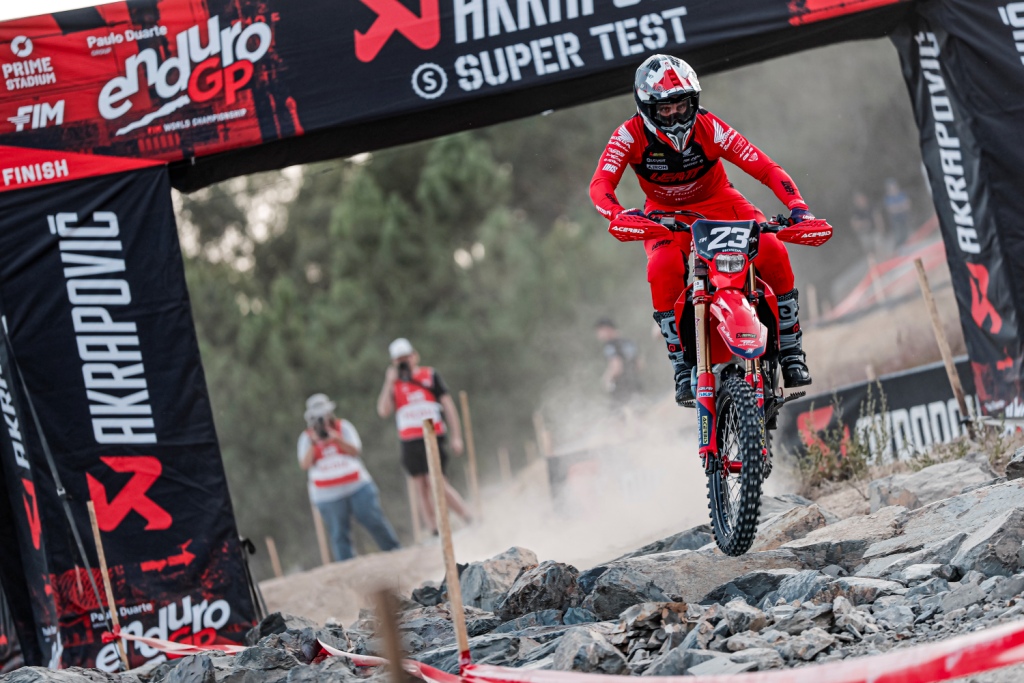 Discover the photo gallery of the EnduroGP Portugal 2025 in Vila de Rei with the Honda RedMoto Racing World Enduro Team in action
