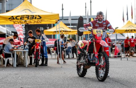 Discover the photo galleries of the Six Days Enduro 2025 in Bergamo: riders, action, and unforgettable moments from the world’s top event.
